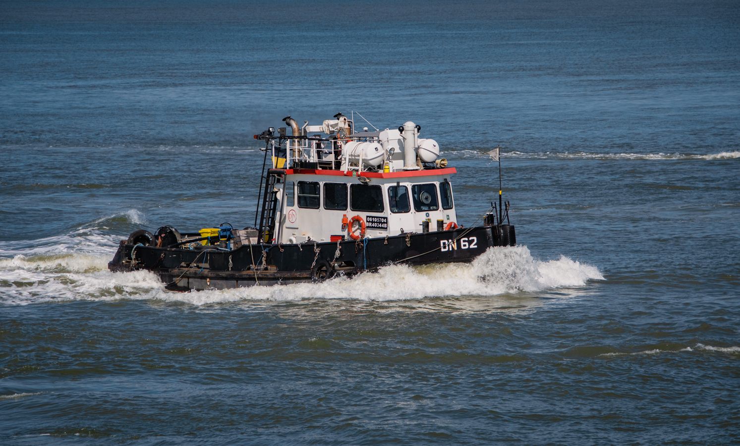 Remorqueur en navigation